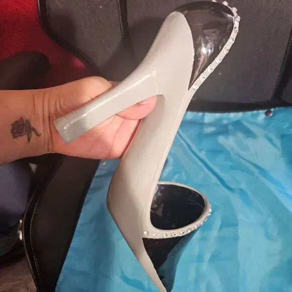 NFL RAIDERS‎ - Wine Bottle Holder Porcelain High Heel - Picture 5 of 5